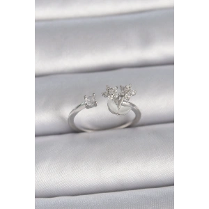 Pirinç Gümüş Renk Ayarlanabilir Zirkon Taşlı Yıldız Model Kadın Yüzük