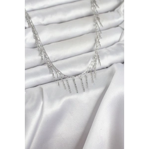 Pirinç Gümüş Renk Saçaklı Model Kadın Kolye