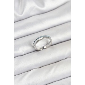 Pirinç Gümüş Renk Sıralı Zirkon Taşlı Kutup Yıldızı Model Kadın Yüzük