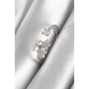 Pirinç Gümüş Renk Zirkon Taşlı Çiçek Model Kadın Yüzük