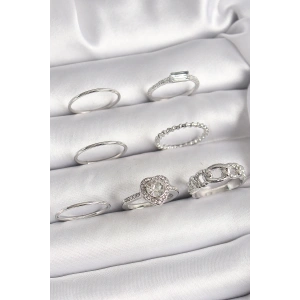 Pirinç Gümüş Renk Zirkon Taşlı Kalp Model Kadın Yüzük Kombini