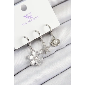 Pirinç Zirkon Taşlı 3lü Çiçek Ve İstiridye Model Gümüş Renk Kadın Küpe