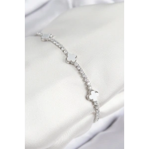 Pirinç Zirkon Taşlı Yonca Model Gümüş Renk Kadın Bileklik