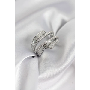 Sarmal Zirkon Baget Taşlı Gümüş Renk Kadın Yüzük