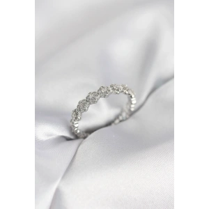 Sıralı Çiçek Model Gümüş Renk Zirkon Taşlı Kadın Yüzük