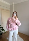 Fularlı Vatkalı Bele Oturan Pembe Bluz