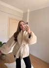Kuşaklı Kolları Kürklü Krem Kaban