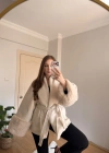 Kuşaklı Kolları Kürklü Krem Kaban
