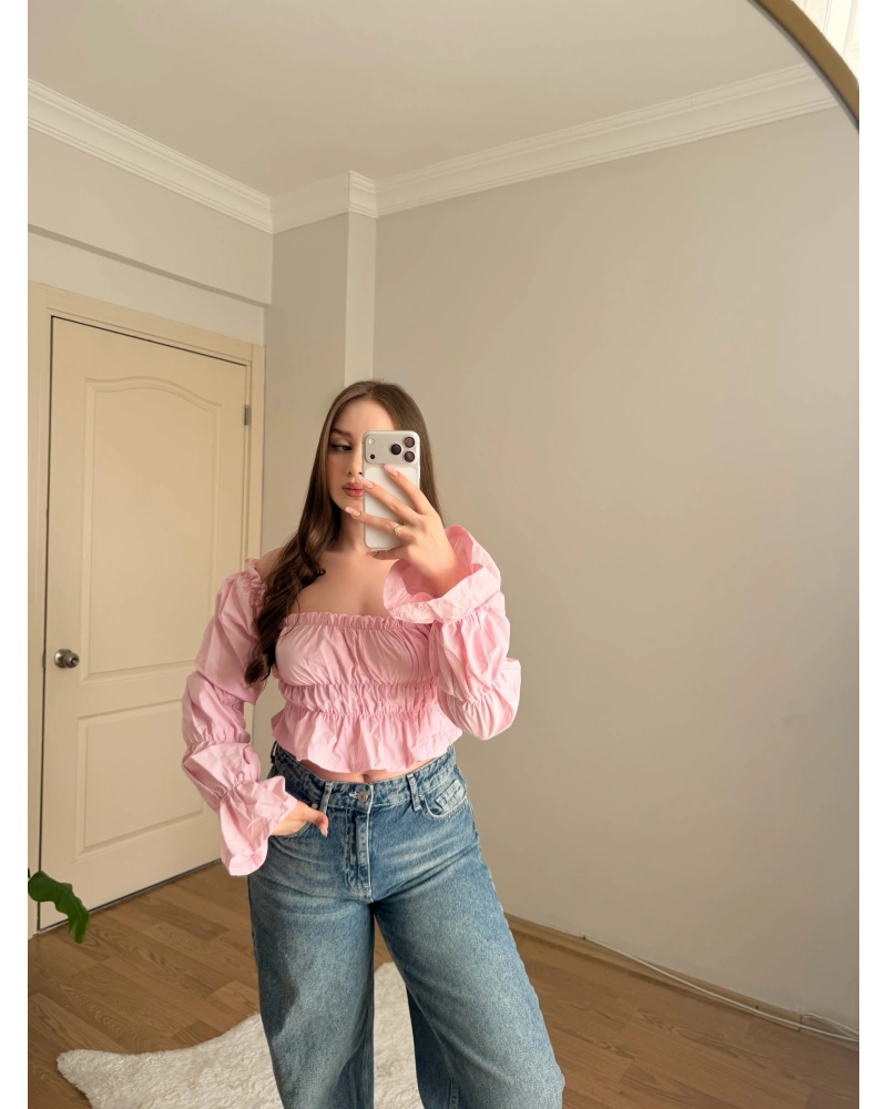 Balon Kol Omzu Açık Pembe Crop Bluz