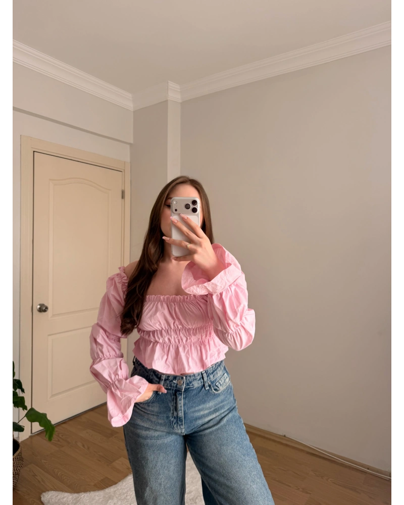 Balon Kol Omzu Açık Pembe Crop Bluz