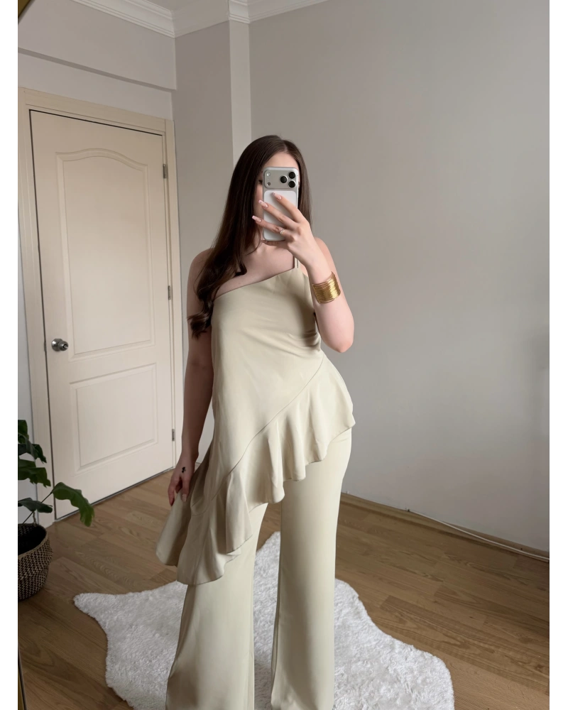 Fırfırlı Çağla Yeşili Tek Askılı Bluz