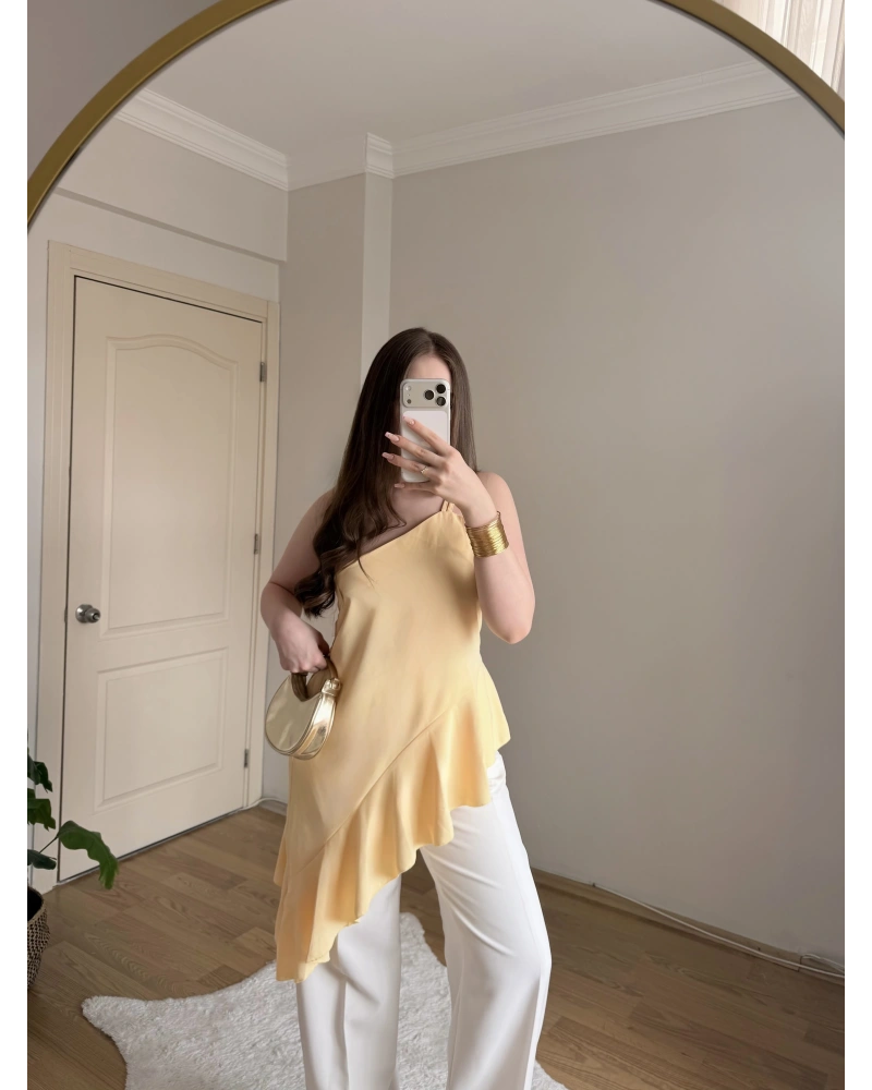 Fırfırlı Sarı Tek Askılı Bluz