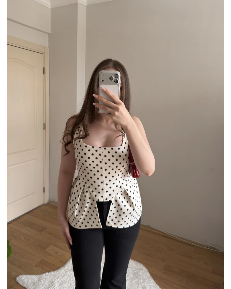 Puantiyeli Bel Detaylı Askılı Bluz