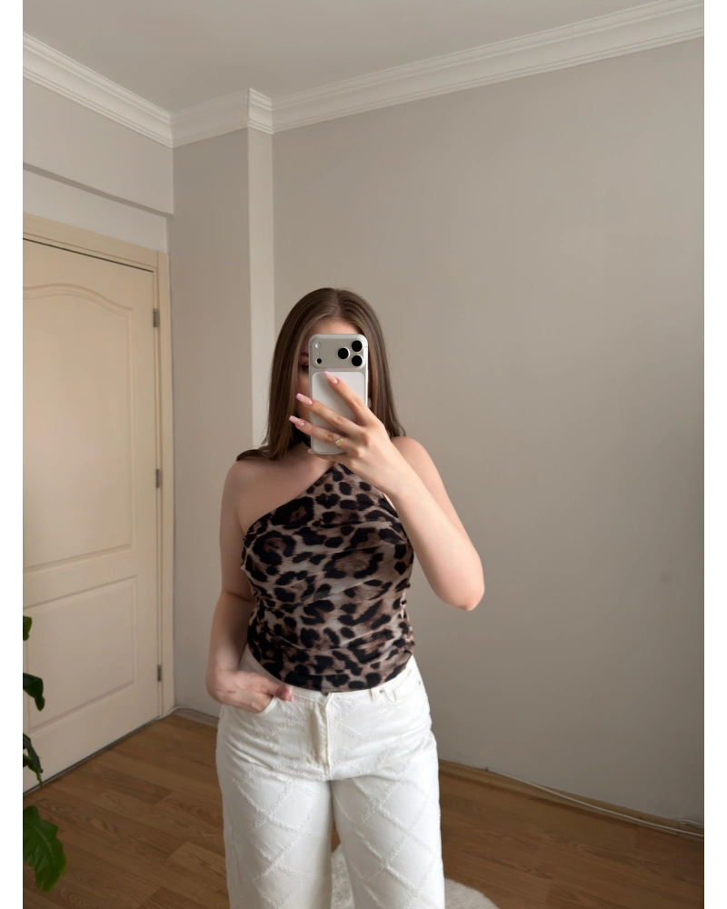 Leopar Desenli Fularlı Tül Bluz