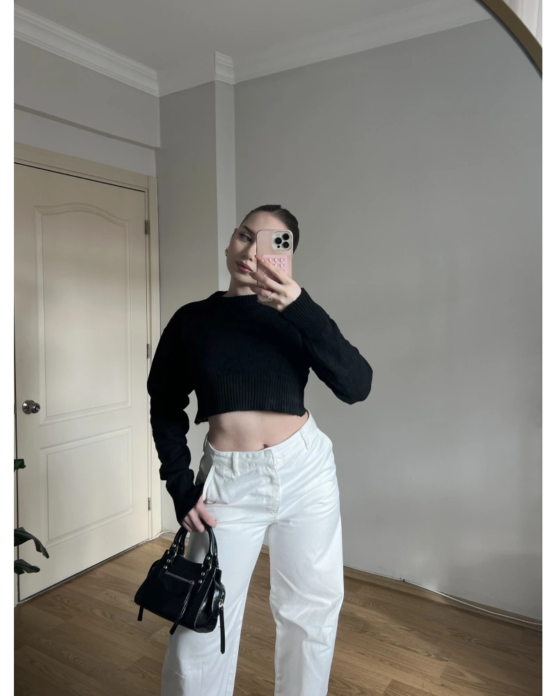 Bisiklet Yaka Siyah Crop Kazak