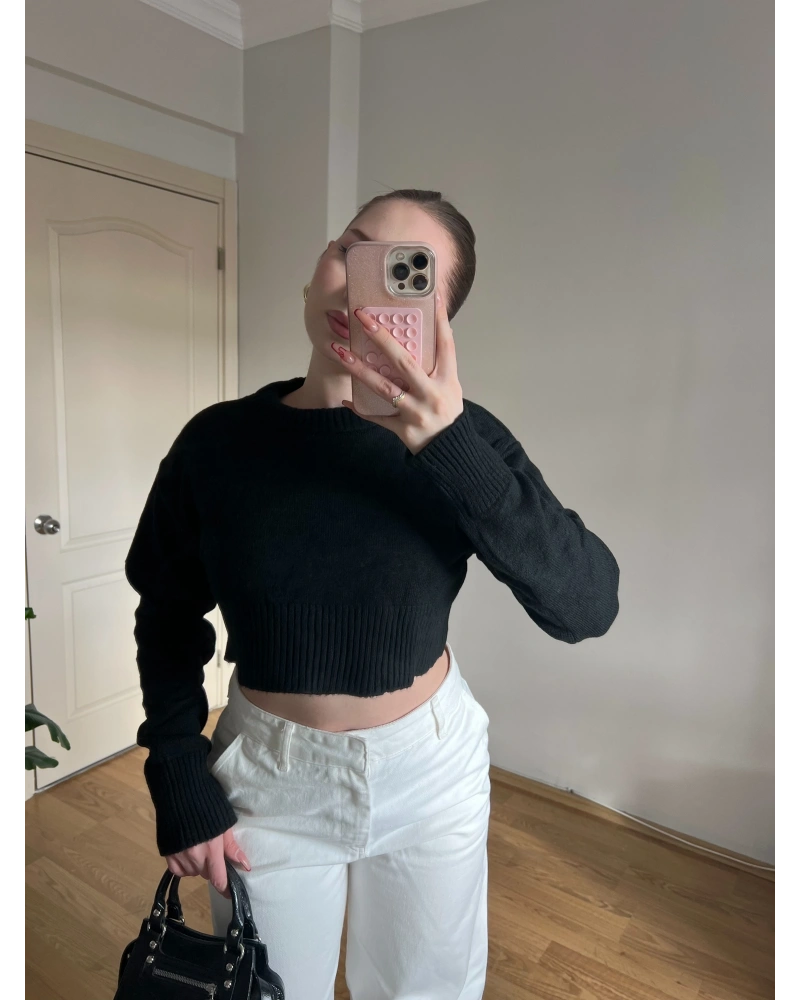 Bisiklet Yaka Siyah Crop Kazak