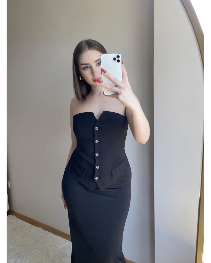 Düğmeli Cep Detaylı Siyah Straplez Büstiyer