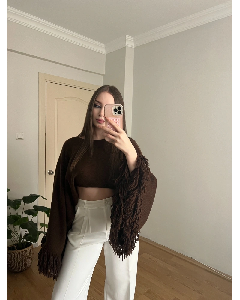 Kahverengi Pelerin Kollu Crop Kazak