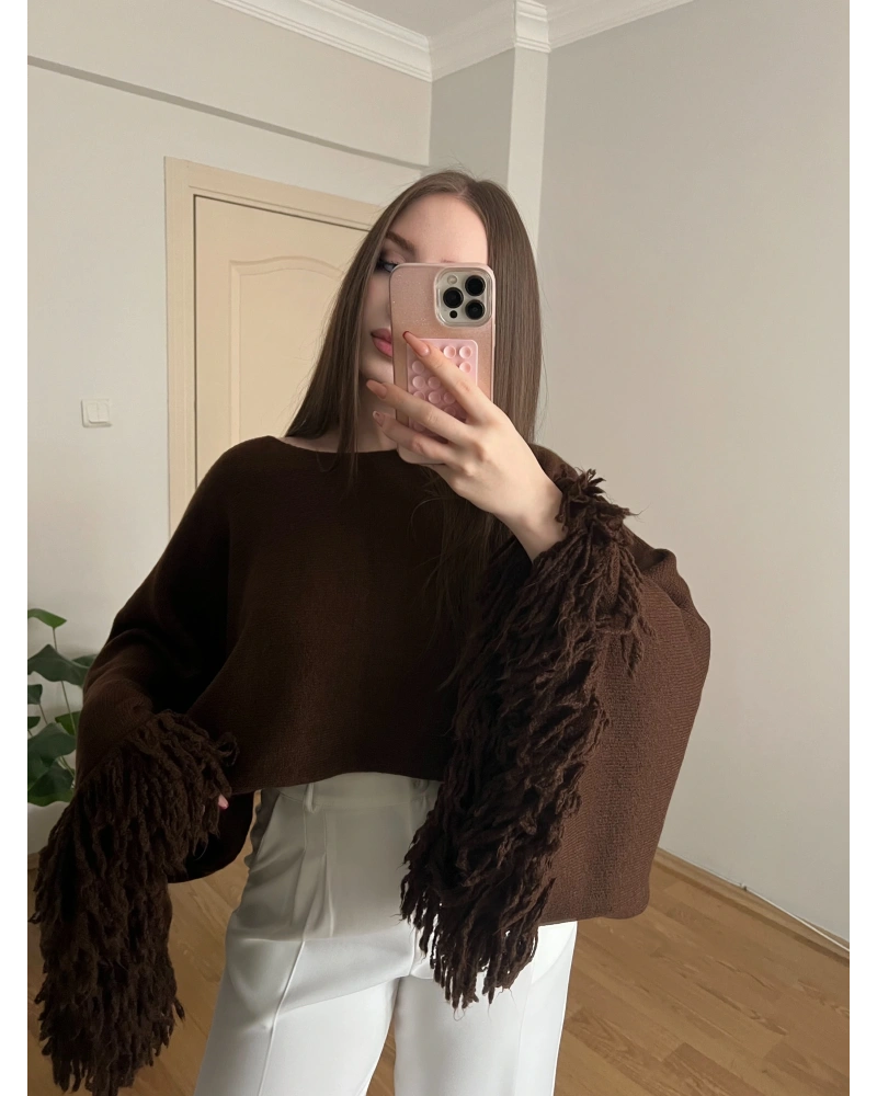 Kahverengi Pelerin Kollu Crop Kazak