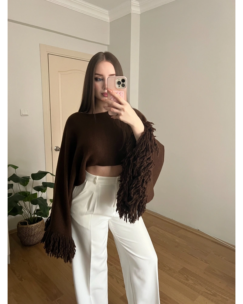 Kahverengi Pelerin Kollu Crop Kazak