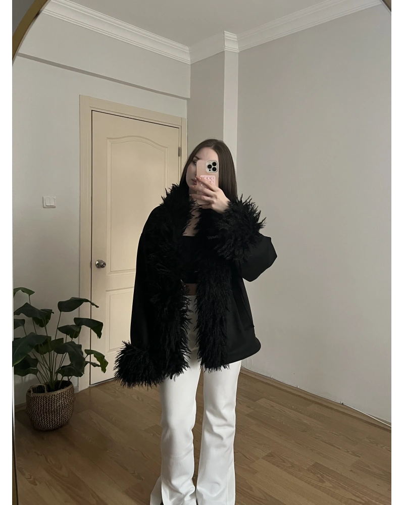 Kürk Detaylı Siyah Süet Ceket