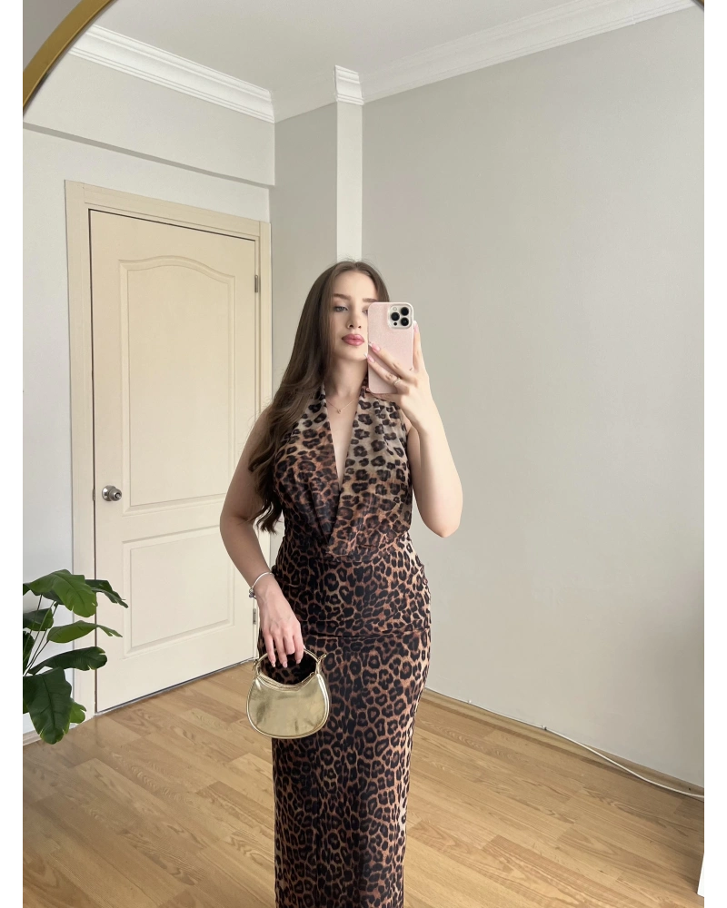 Leopar Desenli Degaje Yaka Elbise