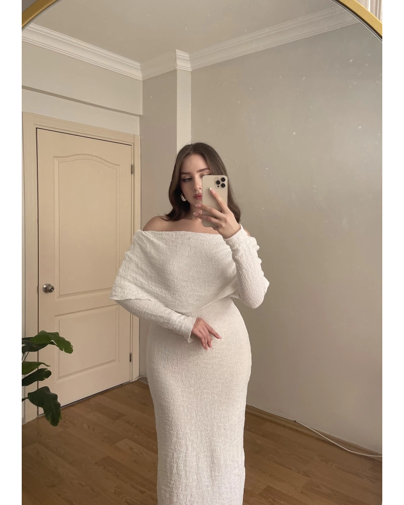 Madonna Yaka Premium Ekru Elbise