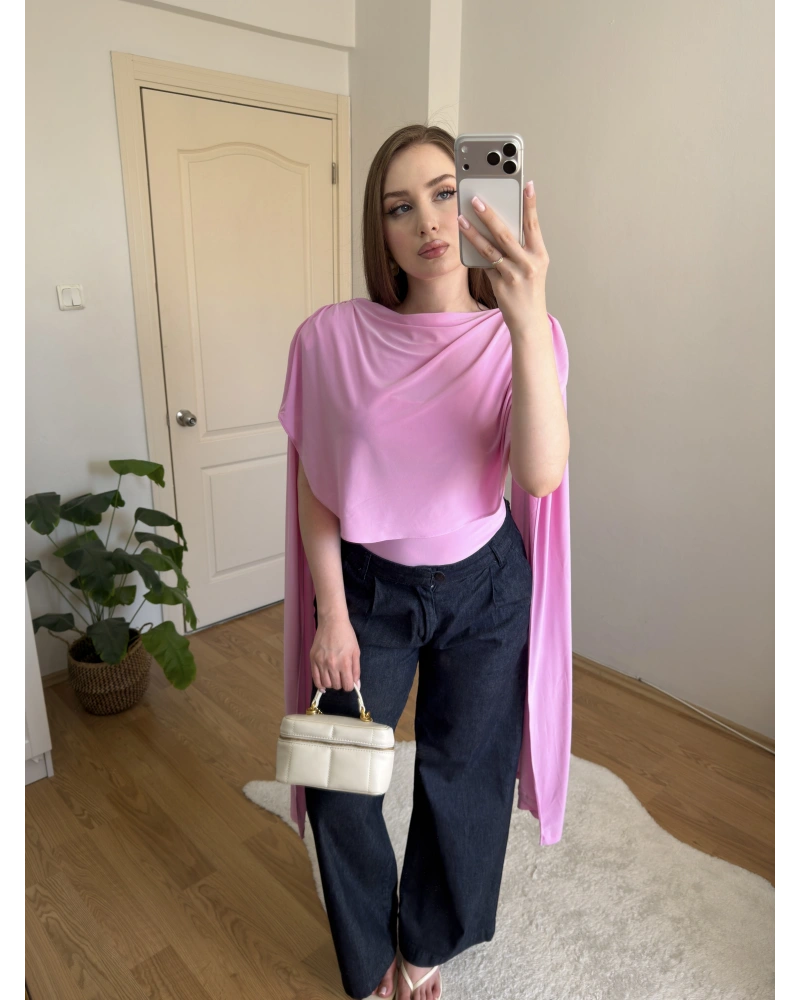 Pelerinli Pembe Bluz