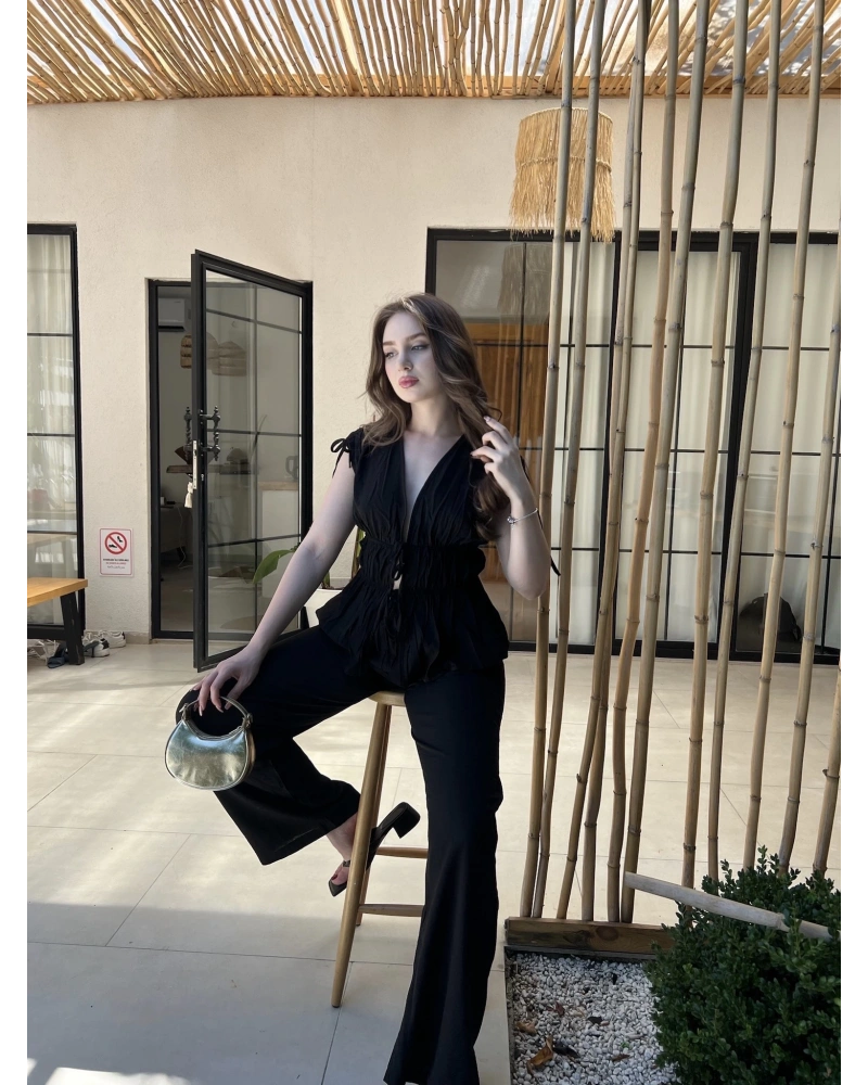 Siyah İp Detaylı Bluz Pantolon Takım