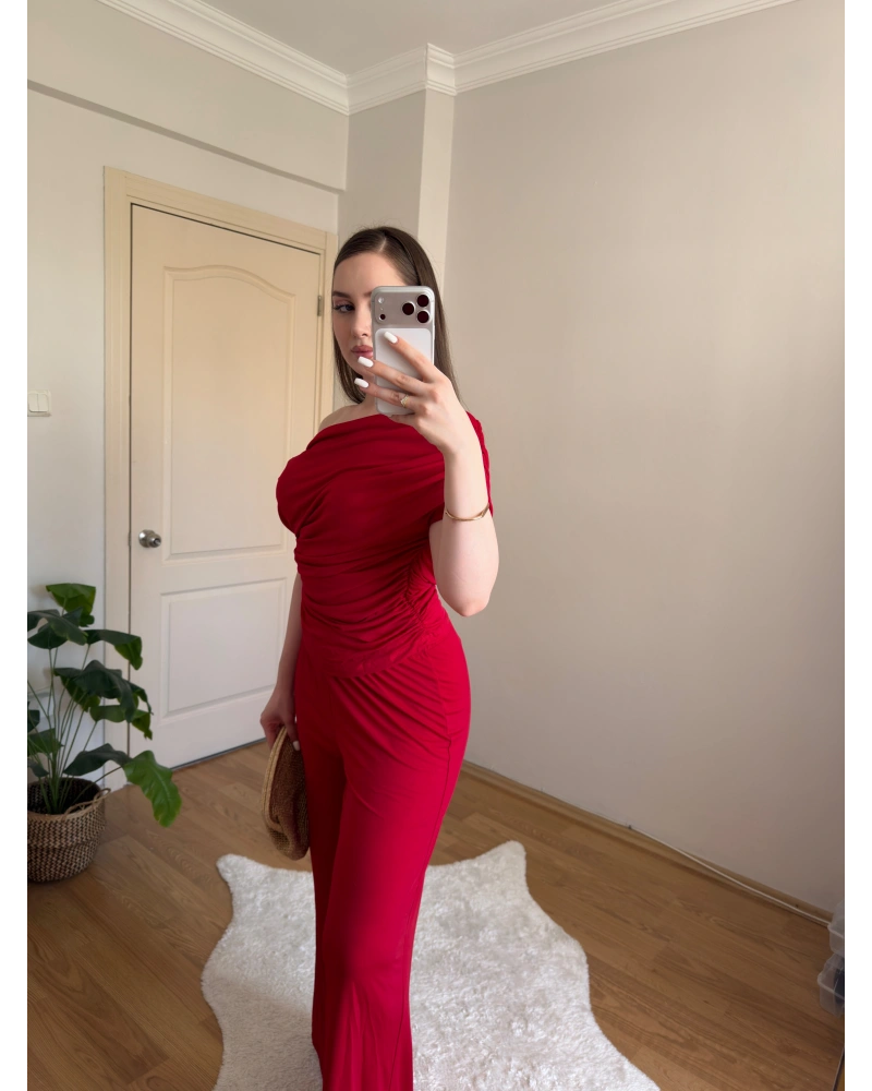 Valentina Drapeli Kırmızı Takım