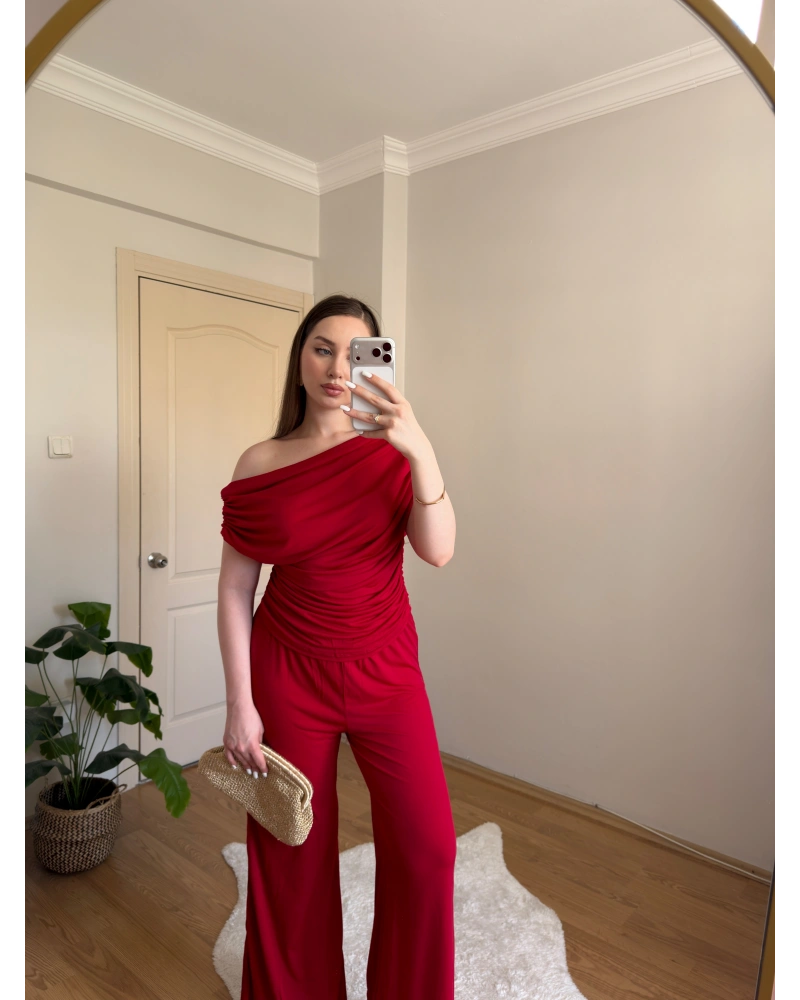 Valentina Drapeli Kırmızı Takım