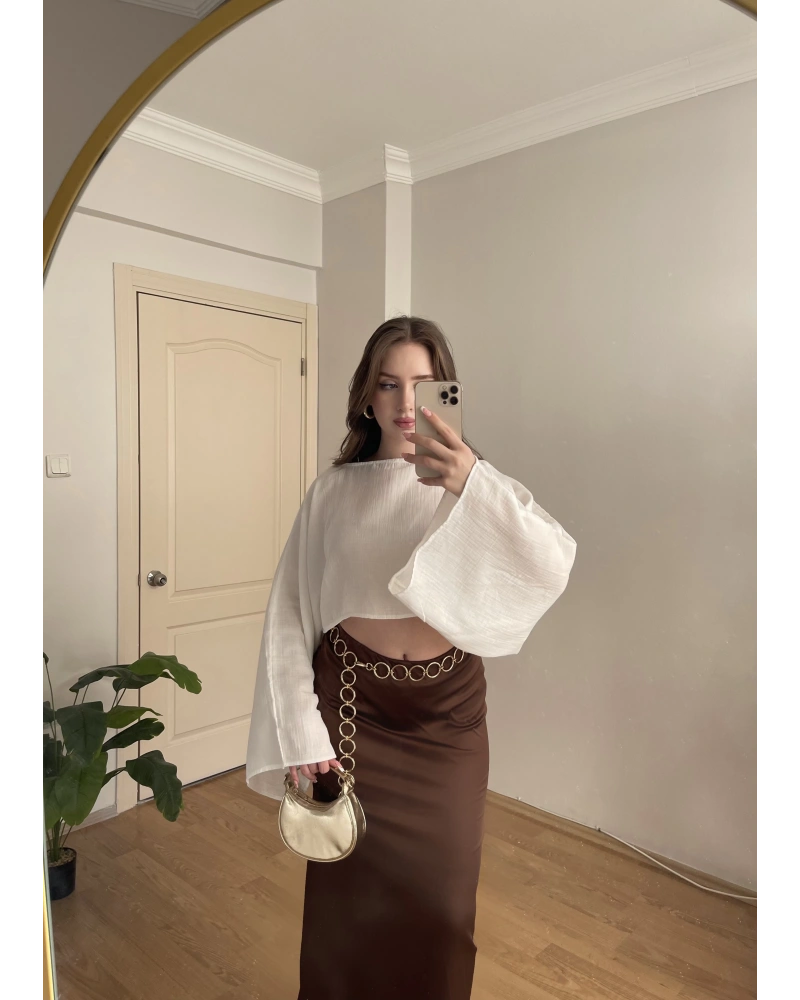 Yarasa Kollu Beyaz Crop Bluz