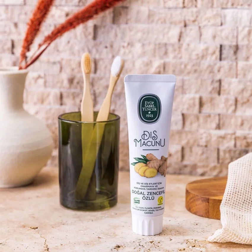 Eyüp Sabri Tuncer Doğal Zencefil Özlü Diş Macunu 90 ml