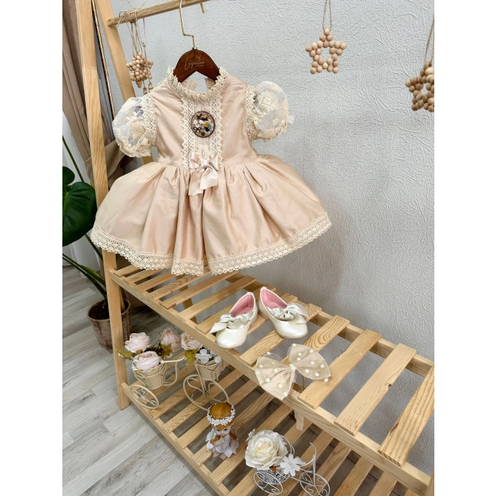 Dantel Kollu Kapuçino Vintage