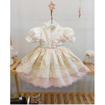 Kuş yelekli kapiçino