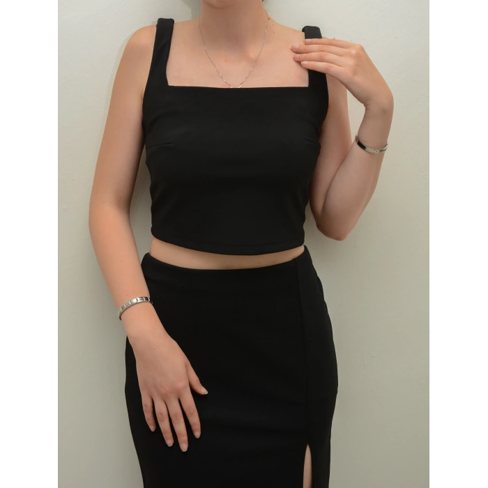 Kare Yaka Siyah Crop