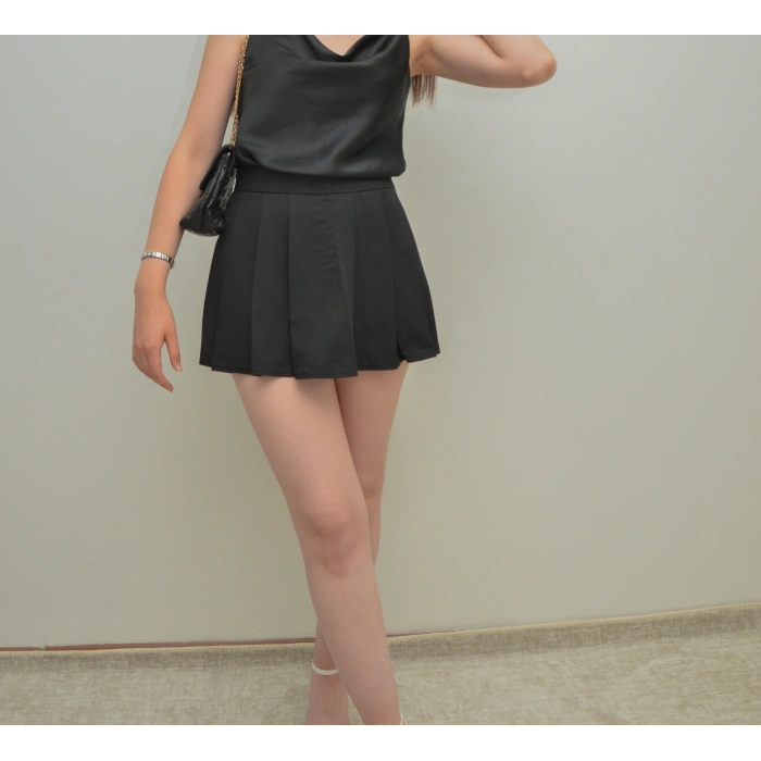 Pileli Mini Siyah Şort Etek