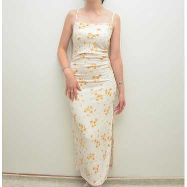 Sarı Çiçek Detaylı Ekru Elbise