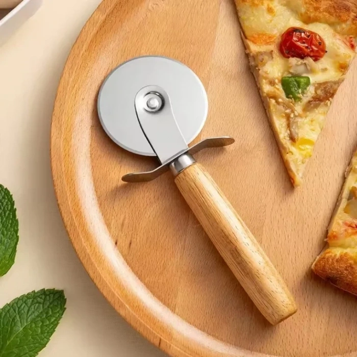 MyBru Paslanmaz Çelik Ahşap Saplı Pizza ve Hamur Kesici