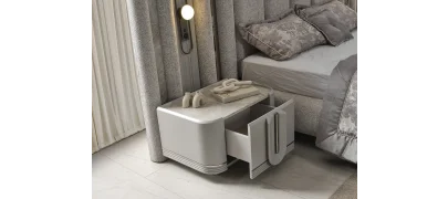 Prada Sis Grisi Yatak Odası