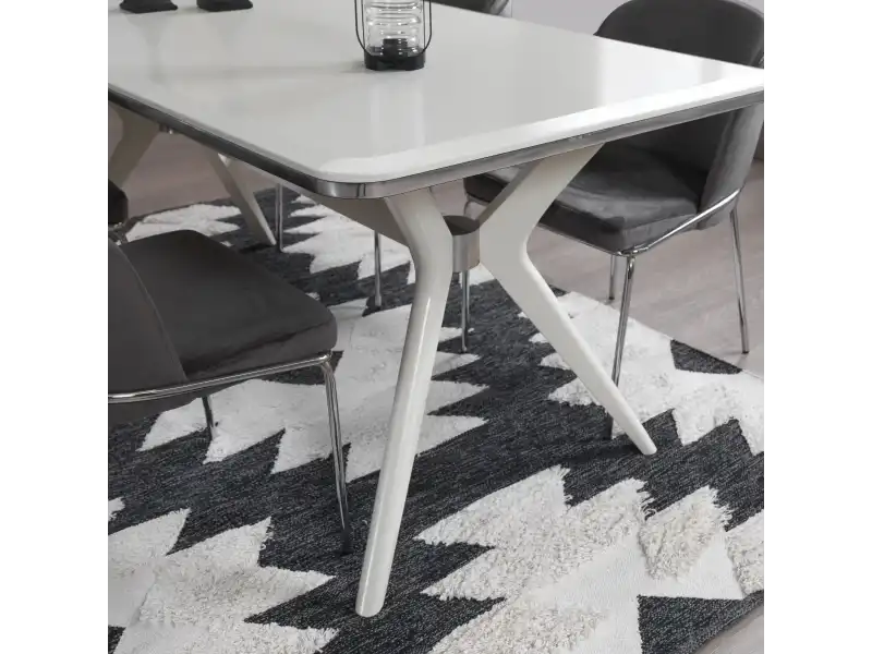 Ervanur Yemek Odası