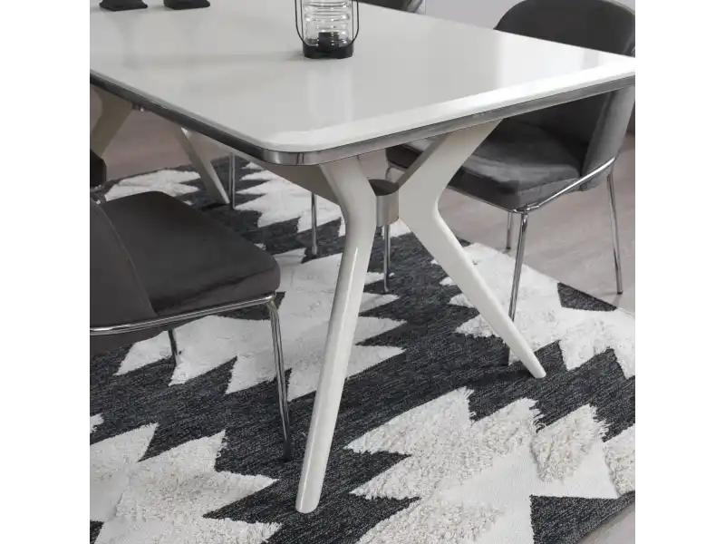 Ervanur Yemek Odası