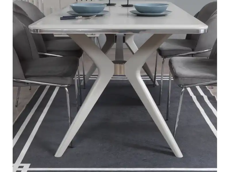 Ervanur Yemek Odası