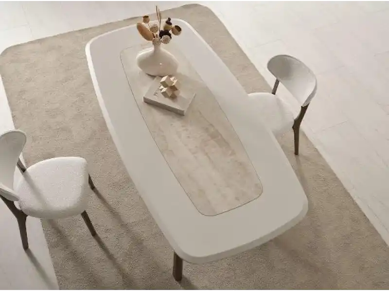 Calista Yemek Odası