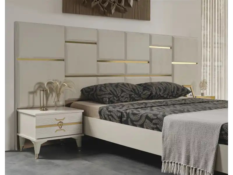 Kristal Yatak Odası