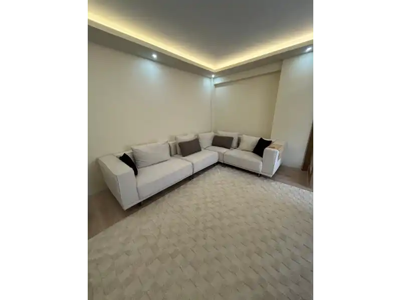 Mehmet Akif Kaya Solid Köşe Tuzla