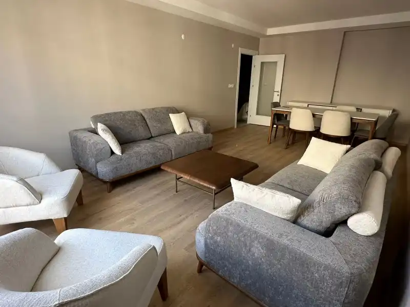 Murat Gürelp Avcılar