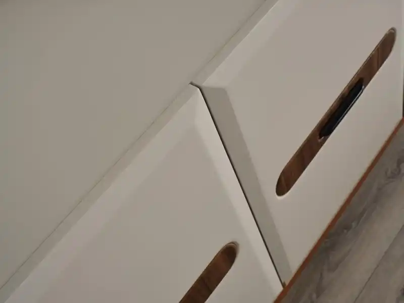 Roys Krem Yemek Takımı