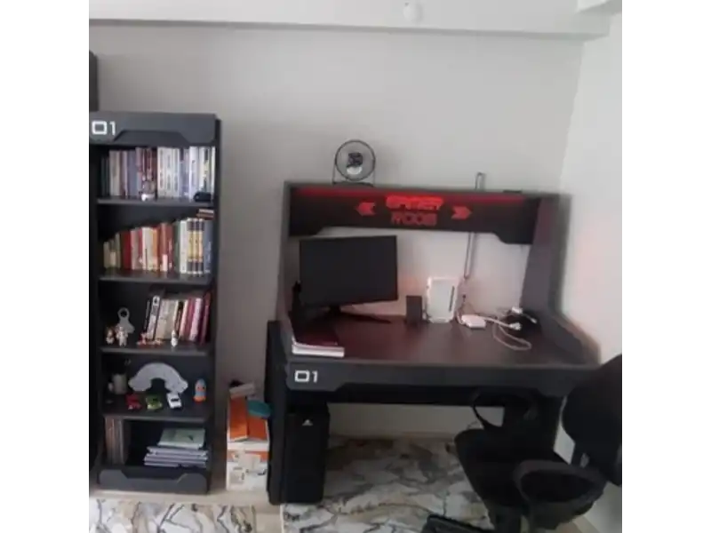 Selçuk Layık Ankara