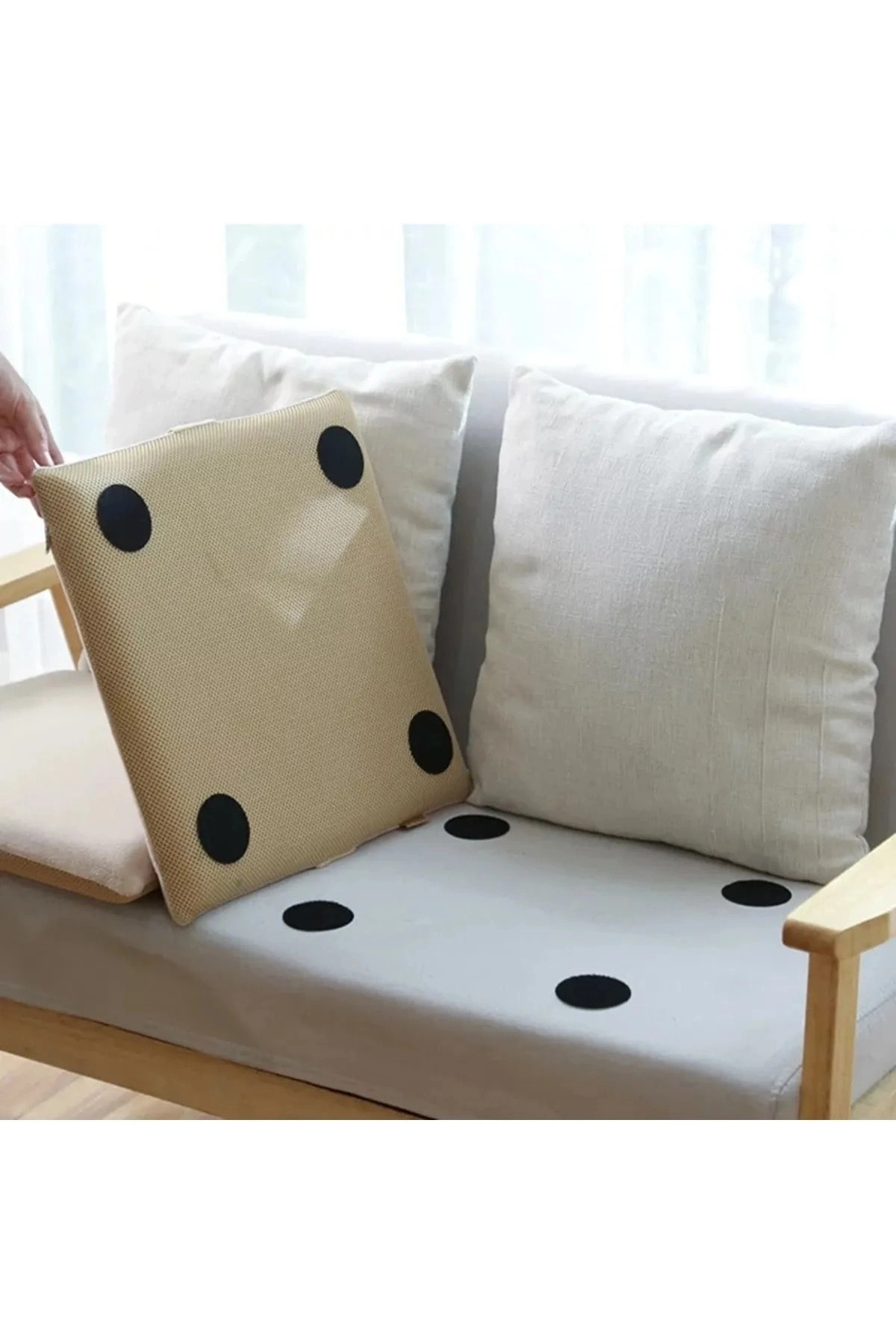 Halı Kaydırmaz Yuvarlak Bant Çarşaf,örtü Kaymasını Önleyici Cırtlı Yapışkan Bant 50 Mm Çap 10lu 1 Ad